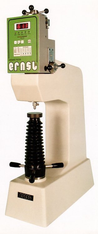 Tvrdoměr NR3 DR s příslušenstvím Tvrdoměr NR3 DR s příslušenstvím